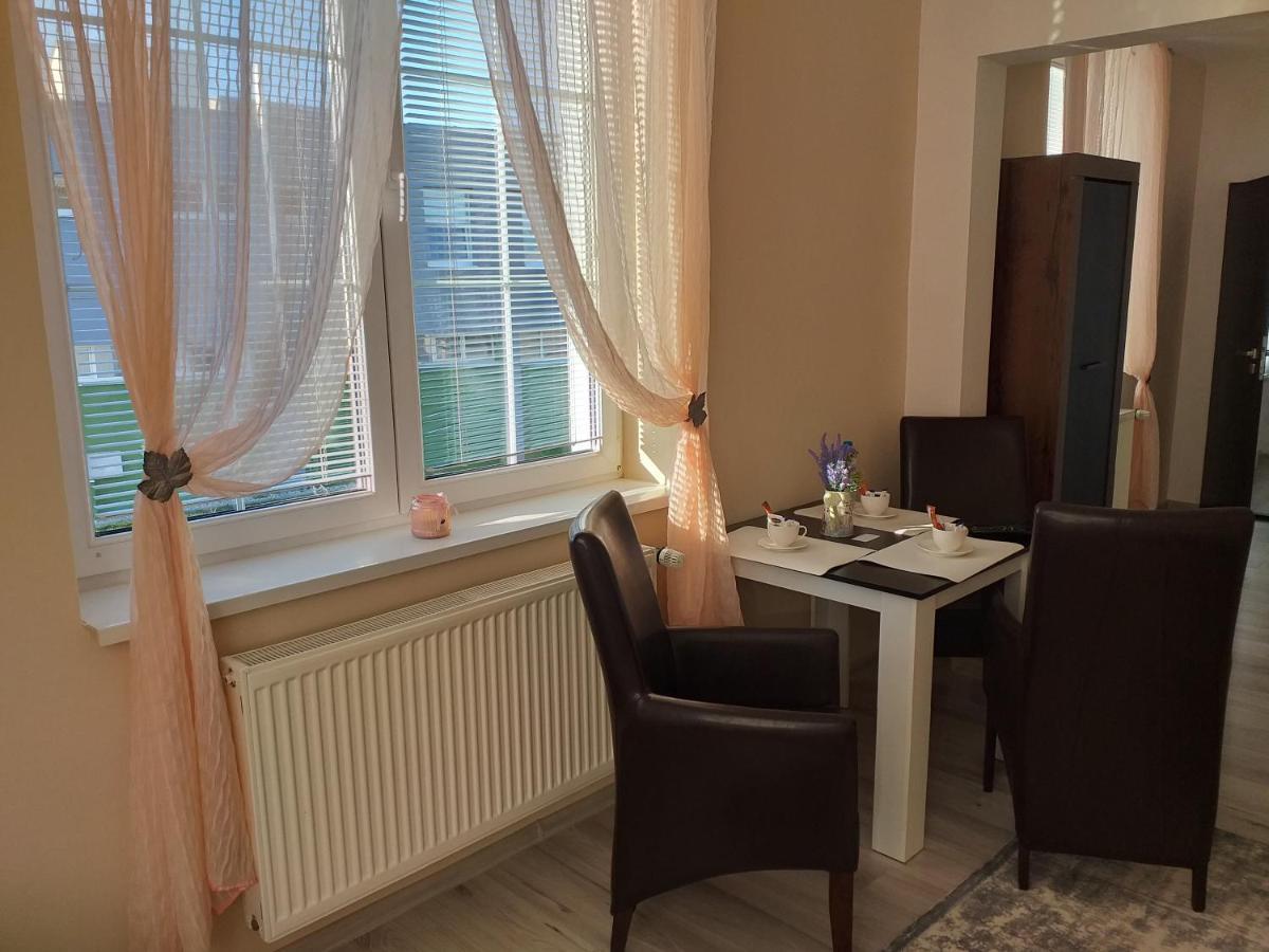 Monato Bed & Breakfast Poprad Bagian luar foto