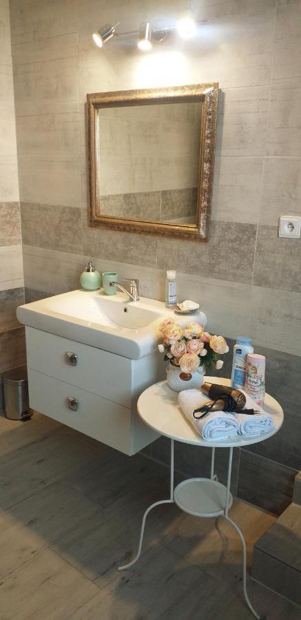 Monato Bed & Breakfast Poprad Bagian luar foto