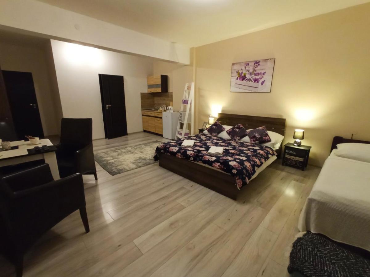Monato Bed & Breakfast Poprad Bagian luar foto